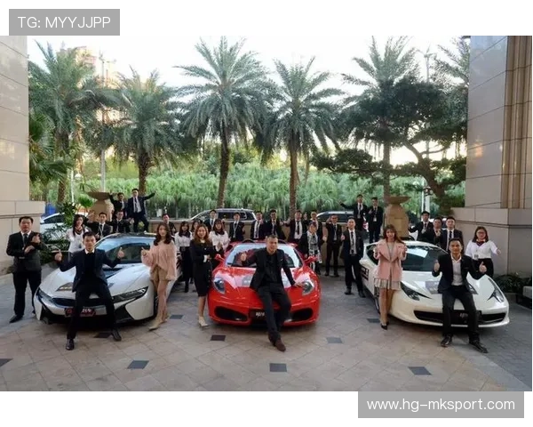 赛道上的文化交流：全球车迷的狂欢节，车迷汽车俱乐部