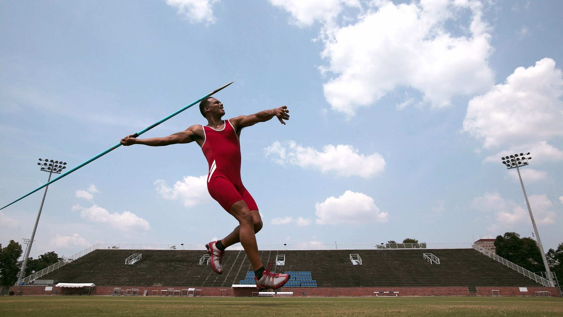 九游娱乐app下载-“胡利安·门德斯的球场统治力，带领美洲狮队冲击国际赛场”